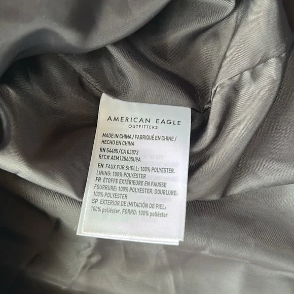 American Eagle Outfitters Camo Sherpa coat xl - Picture 11 of 11